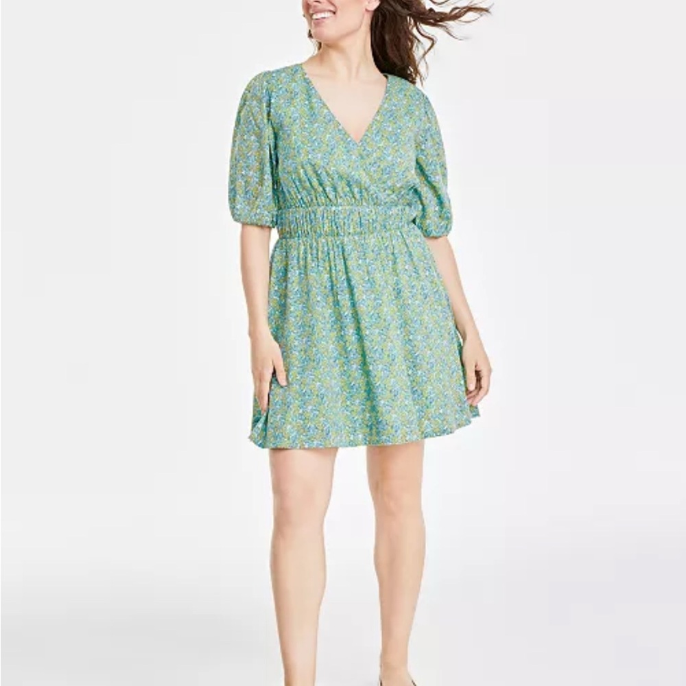 Green Puff Sleeve V-Neck Sundress
